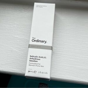 The Ordinary Salicylic Acid 2% Anhydrous Solution - White